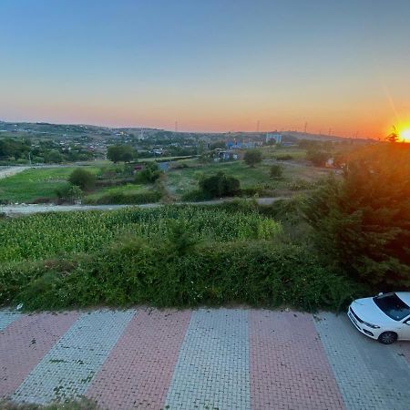 Spacious House Near The Airport Apartment Arnavutkoy Ngoại thất bức ảnh